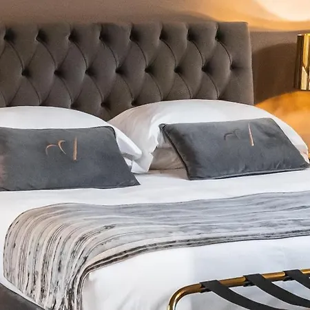 L'americano Luxury בית הארחה 3*