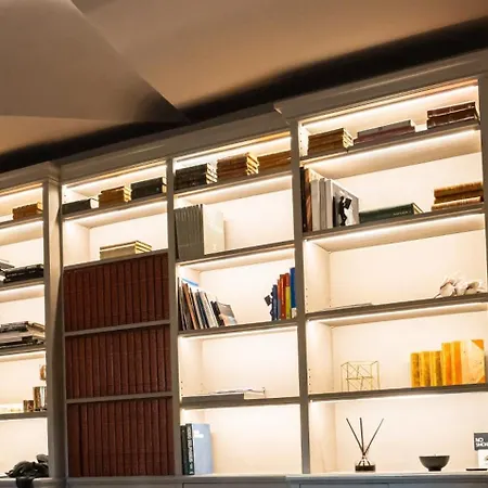L'americano Luxury בית הארחה קיאברי