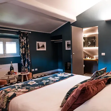 בית הארחה L'americano Luxury 3*